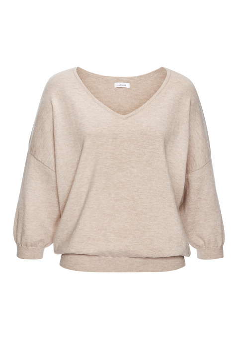 Bild: Fledermauspullover von Vivance: Unifarbener Fledermauspullover von Vivance. Mit tiefem V-Ausschnitt, überschnittenen Schultern und 3/4-langen Fledermausärmeln. Figurumschmeichelnde Passform, gerader Saumabschluss. Hüftlang. Ideal für den Übergang und Sommerabende. Weiche Feinstrickqualität.