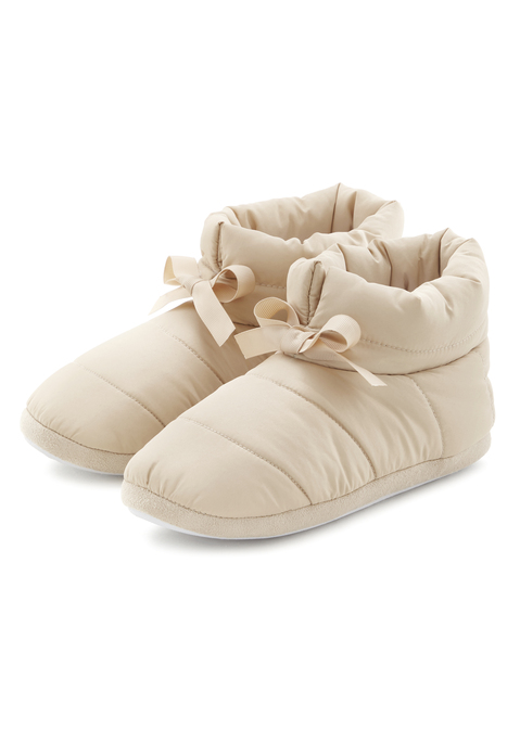 Bild: Hausschuh von Vivance: Hausschuhe VEGAN von VIVANCE. Obermaterial, Futter und Decksohle aus Textil. Laufsohle aus Synthetik.