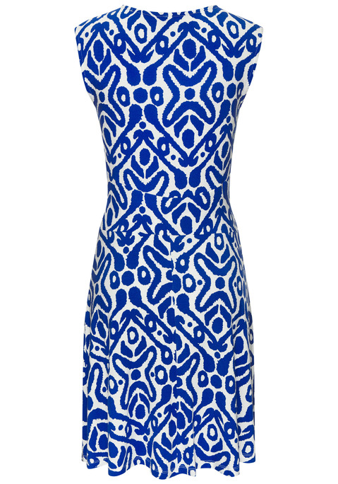 Bild: Jerseykleid von Vivance: Schönes Sommerkleid von Vivance mit einem der Figur schmeichelndem Einsatz in der Taille. Der bei jedem Teil anders ausfallende Alloverprint macht jedes Teil zum Unikat. Ärmelloser Schnitt mit breiten Trägern und rundem Halsausschnitt. Bis zur Mitte der Oberschenkel reichend. Aus weichem Viskose-Jersey.