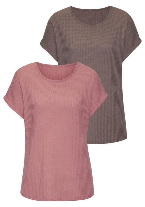 Bild: Kurzarmshirt von Vivance: Unifarbenes Basic-T-Shirt im 2er-Pack von Vivance. Mit fixiertem Ärmelumschlag. Und Rundhalsausschnitt. Vielseitig kombinierbar. Aus weicher Piqué-Qualität mit recyceltem Polyester.