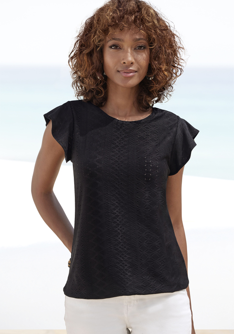 Bild: Kurzarmshirt von Vivance: Romantisches Rundhals-T-Shirt von Vivance im praktischen Doppelpack. Jacquardmuster mit Lochstickerei und kurze Flügelärmelchen. Elastischer Saum. Lässige Passform. Pflegeleichtes, weich fließendes Material.