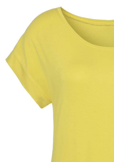 Bild: Kurzarmshirt von Vivance: T-Shirt mit überschnittenen Schultern und breitem Beleg am Ärmelsaum. Rundhalsausschnitt. Gummizug am Saum. Aus 95% Viskose und 5% Elasthan.