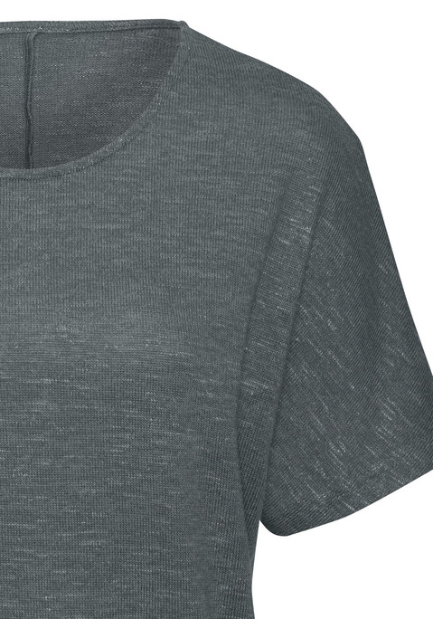Bild: Kurzarmshirt von Vivance: Feinstrickshirt von Vivance. Rundhalsausschnitt. Breiter Bund am Saum. Bequem und lässig geschnitten. Extraweiche Strickware mit recyceltem Polyester-Anteil.