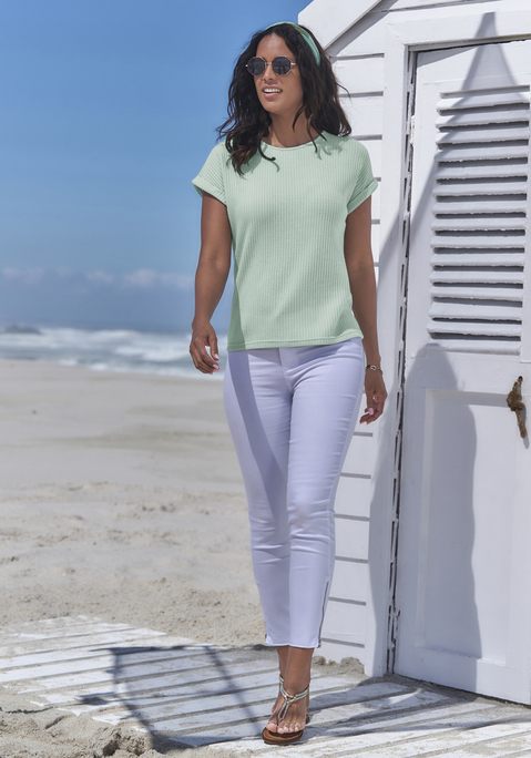 Bild: Kurzarmshirt von Vivance: Unifarbenes Basic-T-Shirt im 2er-Pack von Vivance. Mit fixiertem Ärmelumschlag. Und Rundhalsausschnitt. Vielseitig kombinierbar. Aus weicher Piqué-Qualität mit recyceltem Polyester.