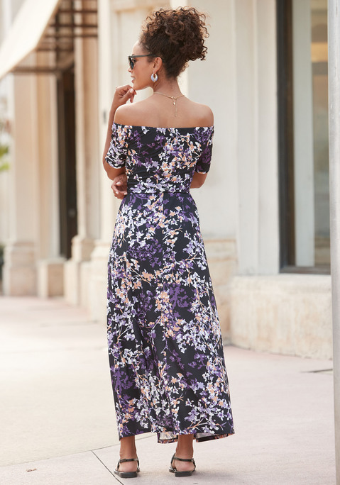 Bild: Maxikleid von Vivance: Maxikleid von Vivance. Floraler Alloverprint. Jedes Teil ein Unikat. Carmenausschnitt mit kurzen Ärmeln. Saumschlitze vorn am Rock. Schmal geschnitten. Perfekt sowohl für die Strandpromenade als auch den City-Bummel. Glatte, elastische Qualität.