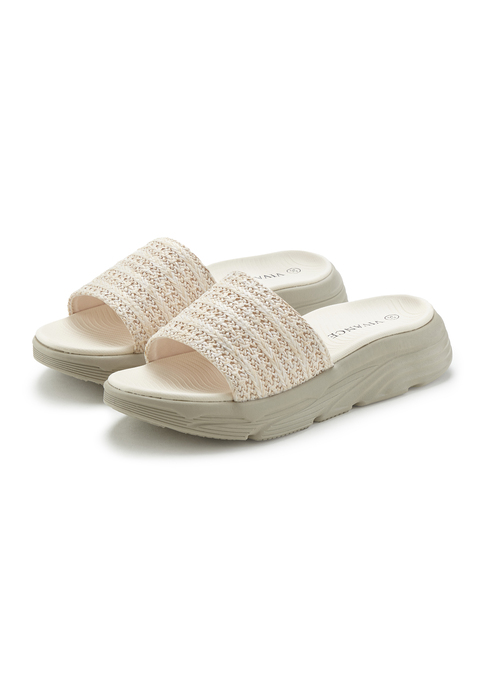 Bild: Pantolette von Vivance: Modische Pantolette von Vivance mit trendiger Chunky-Sohle.  Ideal für Strand und Pool dank wasserabweisendem Material. Perfekt kombinierbar mit Kleidern oder Shorts für Freizeit und Urlaub.