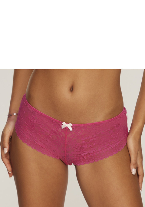 Bild: Panty von Vivance: Feminine Panty mit feiner Zierschleife in der vorderen Mitte. Rundherum aus Spitze, die anteilig recyceltes Polyamid enthält. Mit eingearbeitetem Baumwollzwickel. Passende BH's aus der gleichen Serie erhältlich. Mit Liebe & Leidenschaft in Hamburg kreiert. Spitze aus 60% Polyamid recycelt, 27% Polyamid, 13% Elasthan