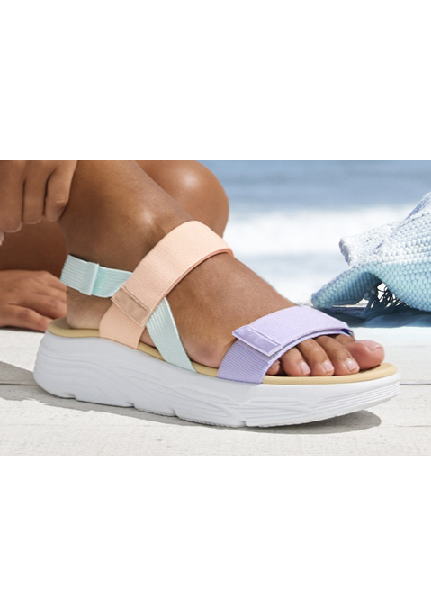 Bild: Sandale von Vivance: VEGAN. Obermaterial und Futter aus Textil. Decksohle und Laufsohle aus Synthetik.