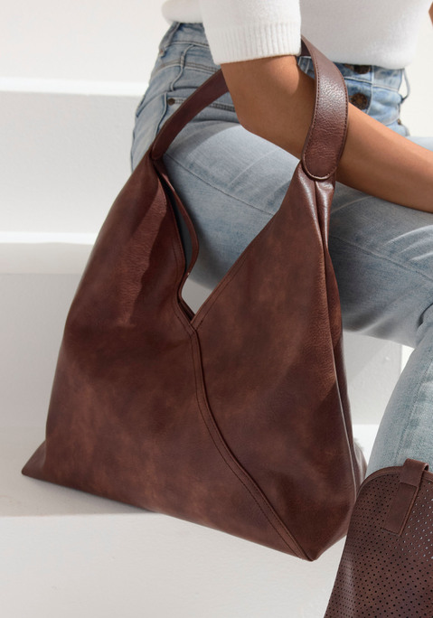 Bild: Shopper von Vivance: Modische Hobo-Tasche von Vivance im schlichten Design. Besonders praktisch: die kleine Innentasche. Ideale Ergänzung für jedes Outfit. Groß genug für Handy, Portemonnaie und mehr – perfekt für Urlaub oder Stadtbummel. Gefertigt aus Lederimitat.