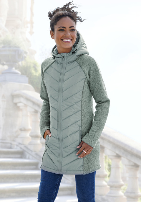 Bild: Steppjacke von Vivance: Outdoor-Steppjacke von Vivance. Kapuze verstellbar. Mit integriertem Tunnelzug und praktischen Kordelstoppern. Seitliche Eingrifftaschen mit Reißverschluss. Durchgehender Reißverschluss. Schmaler, gerader Schnitt. Perfekter Materialmix: wärmende Steppware aus 100% Polyester und kuscheliger Strickfleece aus100% Polyester.