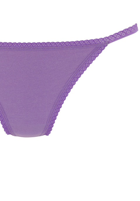 Bild: String von Vivance: Hübsche Strings von Vivance im 7er-Pack. Mit feiner Spitzeneinfassung. Aus weicher, elastischer Baumwoll-Qualität.