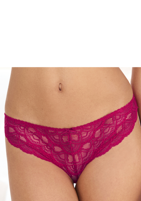 Bild: String von Vivance: Femininer String in eleganter Schnittform. Feiner Zierschleife in der vorderen Mitte. Rundherum aus dezent transparenter Spitze gefertigt. Mit eingearbeitetem Baumwollzwickel. Mit passendem BH aus der gleichen Serie erhältlich.