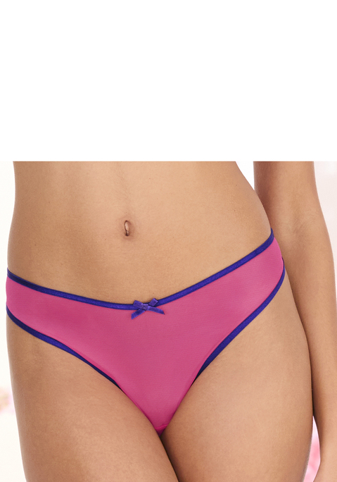 Bild: String von Vivance: Sexy String mit feiner Zierschleife vorne mittig. Rundherum aus Soft-Mesh in transparenter Optik. Mit modischen Kontrastfarben. Mit eingearbeitetem Baumwollzwickel. Passende BHs aus der gleichen Serie erhältlich. Transparente Unterwäsche Damen. Verführerische Dessous. Verspielte Dessous. Sexy Dessous. Aus 80% Polyamid, 20% Elasthan.