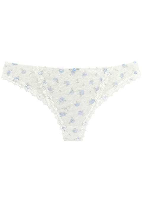 Bild: String von Vivance: Femininer String mit hübscher Spitzenborte an den Beinausschnitten. Aus weichem Material mit feiner Struktur und hübschem Blumenmuster. Mit feiner Satinrose in der vorderen Mitte. Mit eingearbeitetem Baumwollzwickel. Passende BHs erhältlich, um dein Wäsche-Set zu vervollständigen. Aus 70% Polyamid, 30% Elasthan.