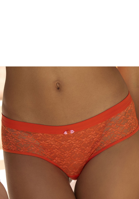 Bild: Stringpanty von Vivance: Feminine Stringpanty mit hübschem Zierdetail. Aus zarter Spitze in blumiger Optik und weichem Microtouch-Material. Vorne mittig blickdicht unterlegt. Mit eingearbeitetem Baumwollzwickel. Passende BHs aus der gleichen Serie erhältlich. Obermaterial: 86% Polyamid, 14% Elasthan.