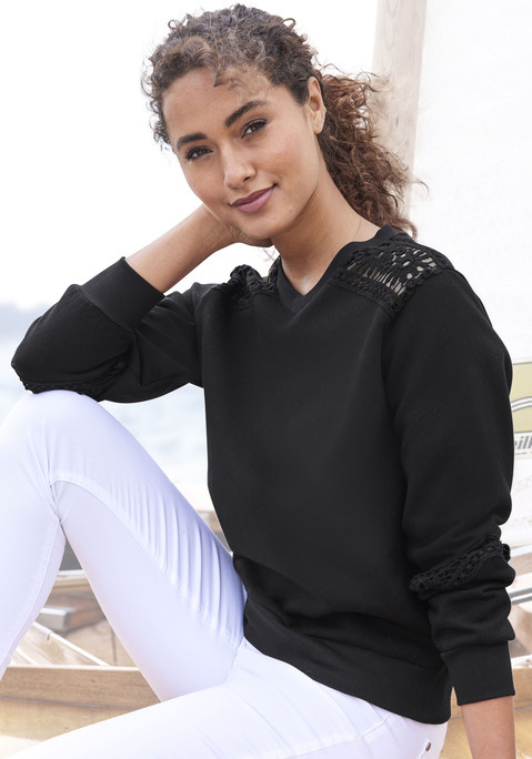 Bild: Sweatshirt von Vivance: Sweatshirt von Vivance mit Spitze an Schultern und Ärmeln. Halsnaher V-Ausschnitt, lange Ärmel und Pulloversaum mit Bündchen. Lockere Passform. Weiche Sweatware.
