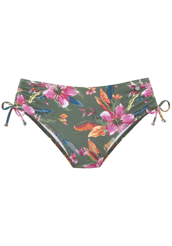 Raffinierte Bikini-Hose von Lascana. Höherer Schnitt mit seitlichen Raffungen und Bindebändern.